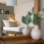 Corcreggan Mill B&b, Self-catering & Glamping * Данфанахи