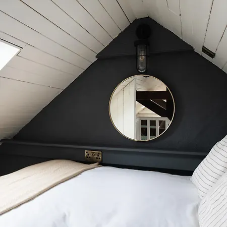 Corcreggan Mill And Glamping *