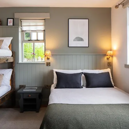 Gerendaház Corcreggan Mill B&b, Self-catering & Glamping