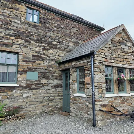 Corcreggan Mill Holiday Accommodation And Glamping Jaktstuga